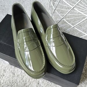 Women's G.H.BASS Originals Rain Loafers.